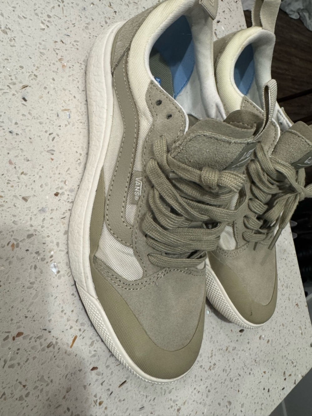 Vans Olive Low-Top Ultracush Sneakers - Picture 3 of 4